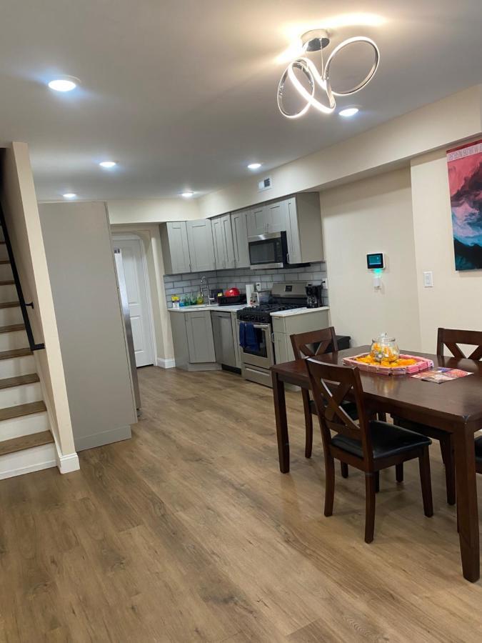 Private Room In South Philly Near Arenas! Filadelfia Exterior foto