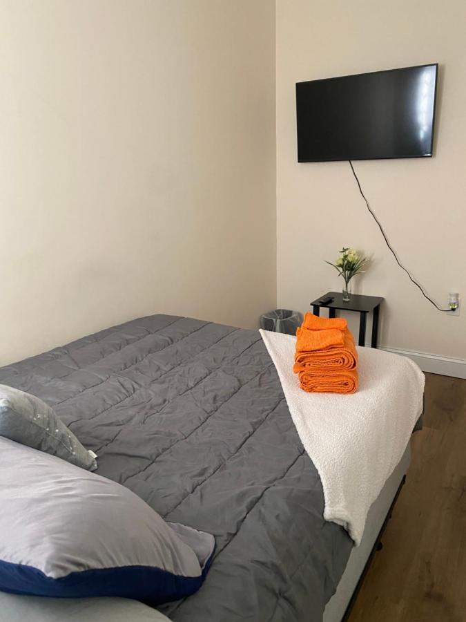 Private Room In South Philly Near Arenas! Filadelfia Exterior foto