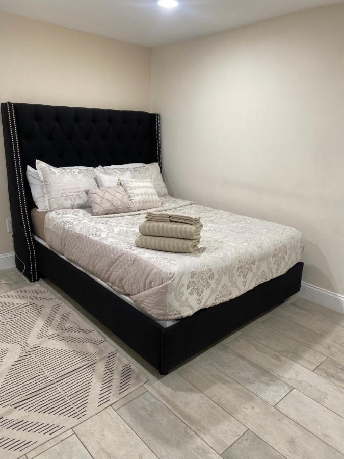 Private Room In South Philly Near Arenas! Filadelfia Exterior foto